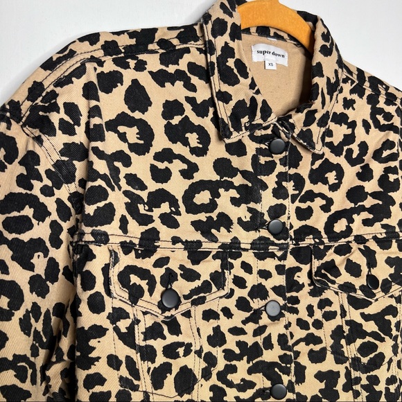 Revolve SUPERDOWN Leopard Print Denim set - Picture 8 of 16